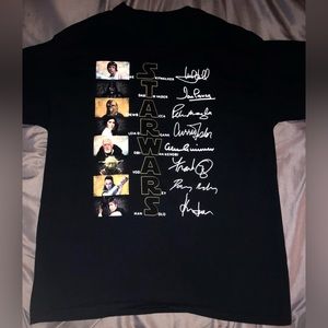 STAR WARS 1977-2023 Movies’ Actors’ Photos & Signatures Tshirt Men’s sz L NEW